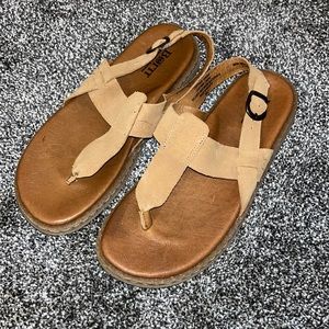 Born Women’s Sandals